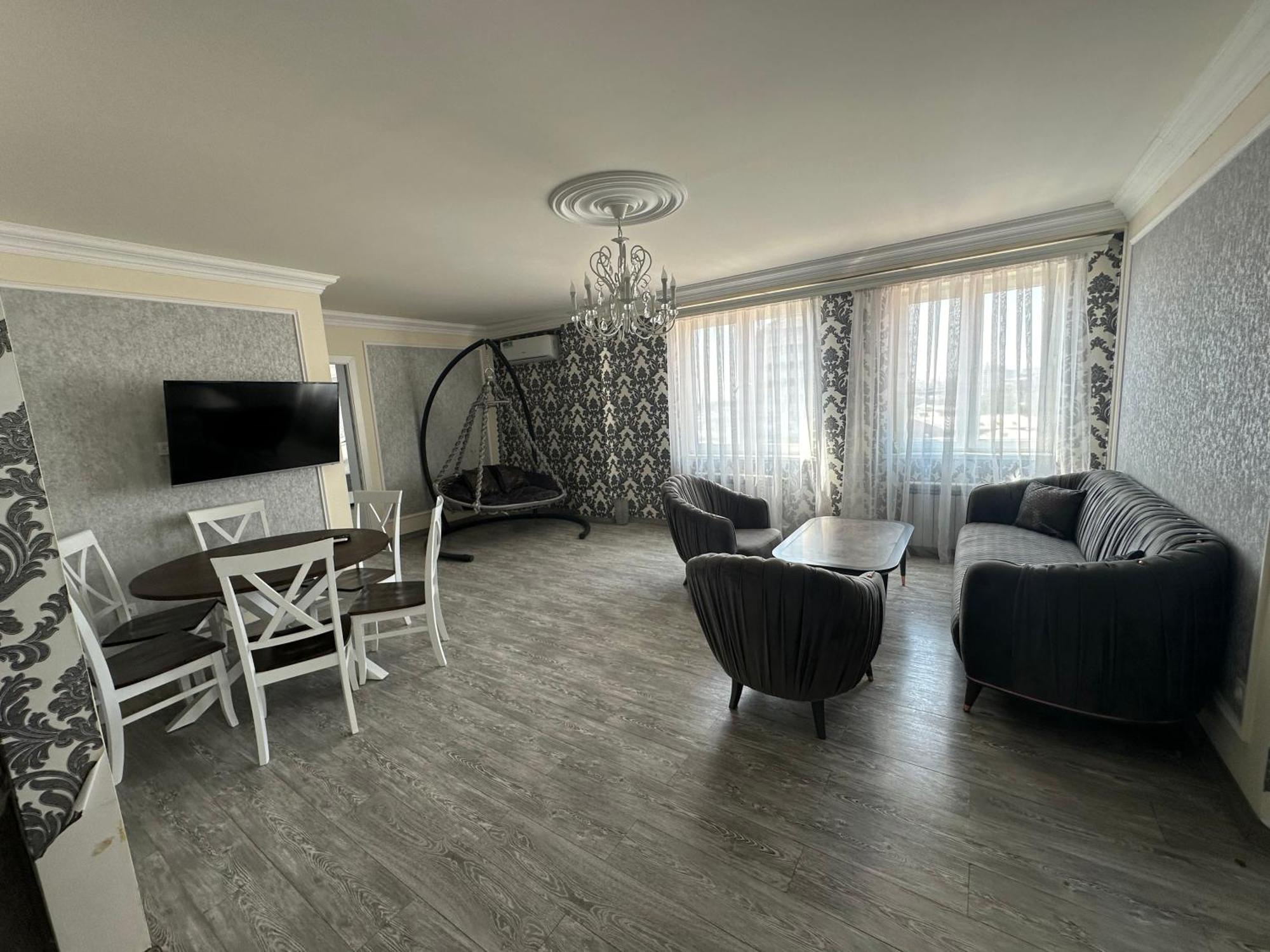 Beautiful Apartment In Yerevan) Exterior photo